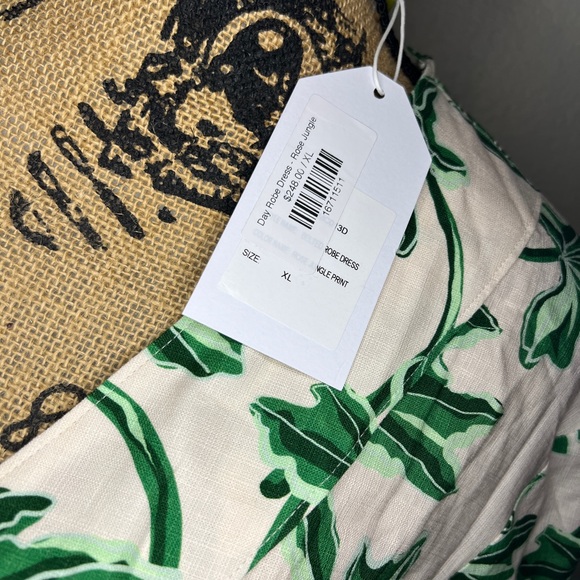 Emily McCarthy wrap dress - Picture 4 of 5